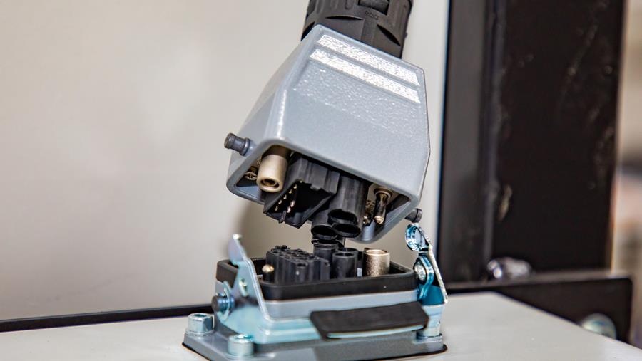 Besparing van 4 u per machine