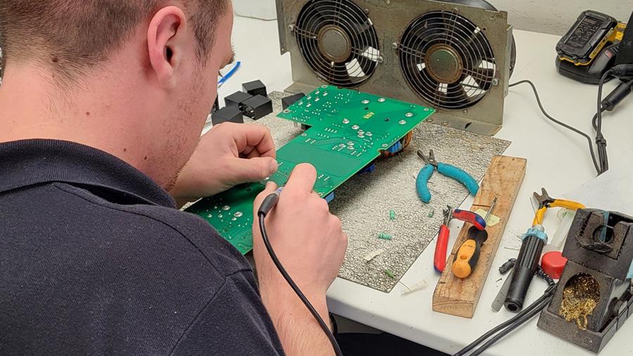 Geef omvormers een tweede leven