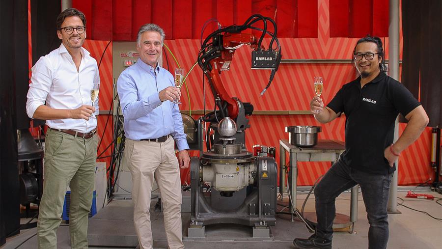 RAMLAB accélère sa croissance internationale grâce à l'investissement stratégique de son partenaire Valk Welding