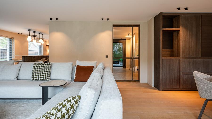 Tijdloze elegantie in een vernieuwd interieur